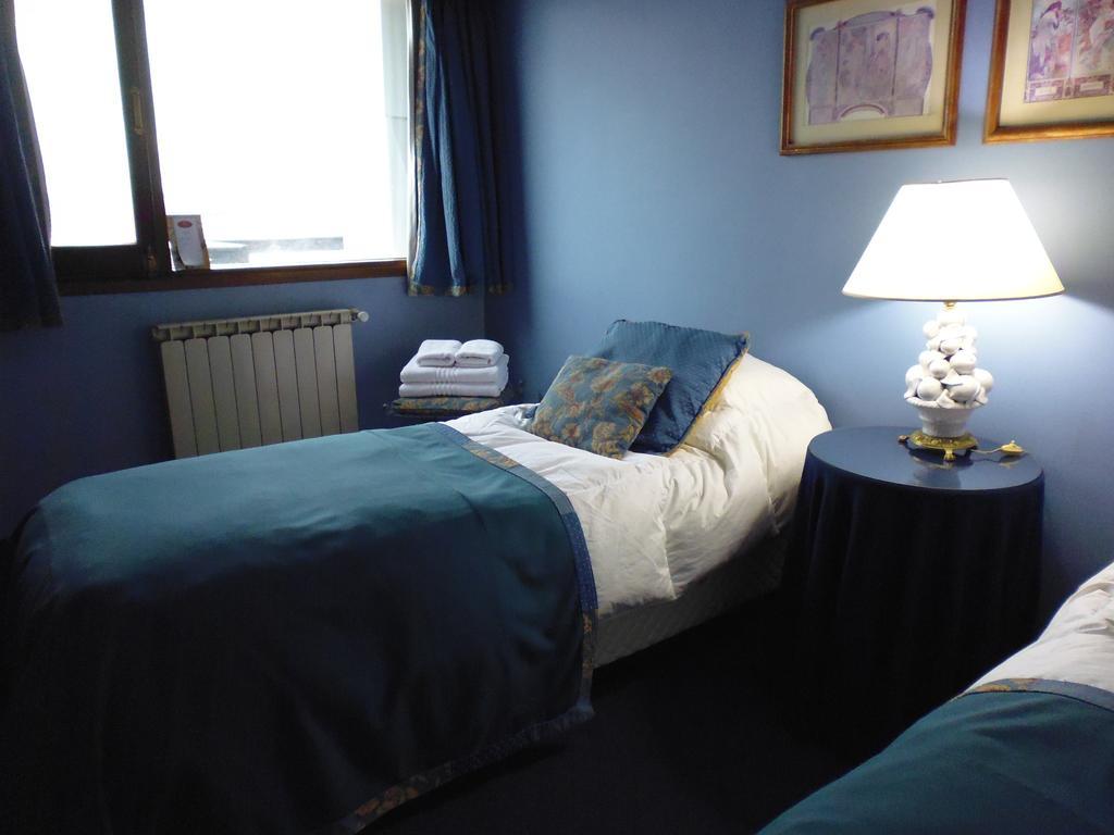 Hosteria Residencia Linares Ушуая Номер фото